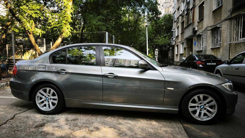 BMW Seria 3 2010 — imagine 4