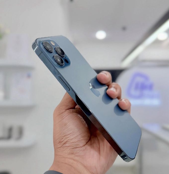 iPhone 12 PRO MAX • 128  GB