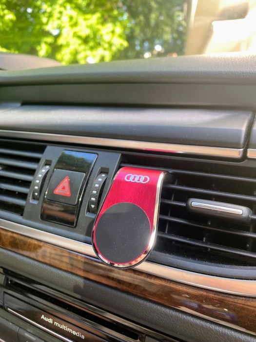 Suport magnetic Audi