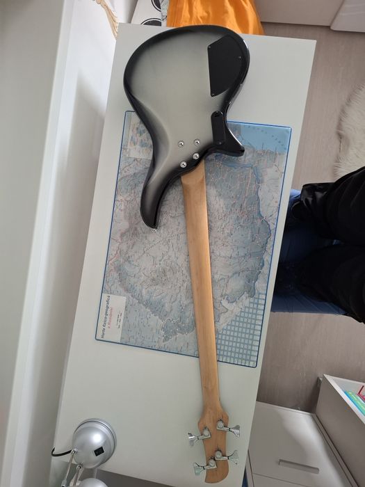 Chitară Bass Maestro