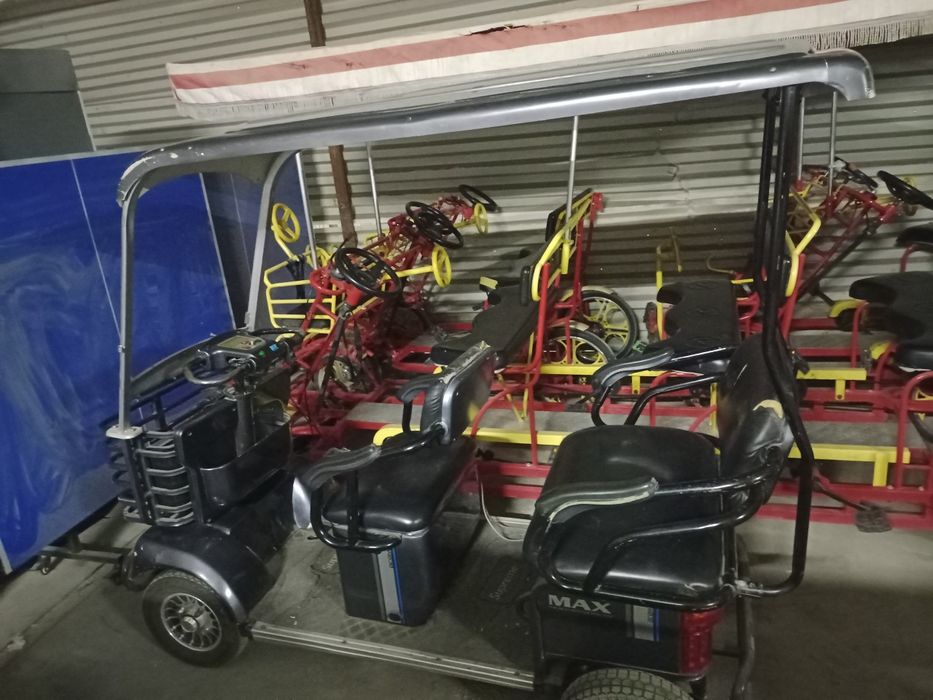 Skuter elektro. Скутер
