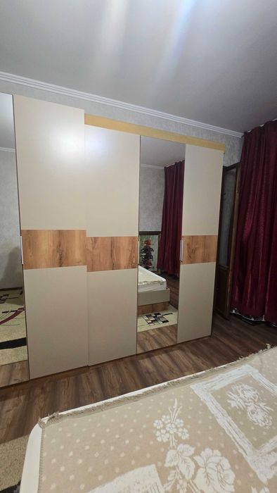 Продам спальный гарнитур