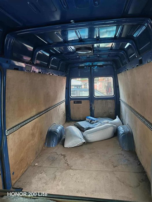 Sprinter 2.2 2005  3 panouri 2500€