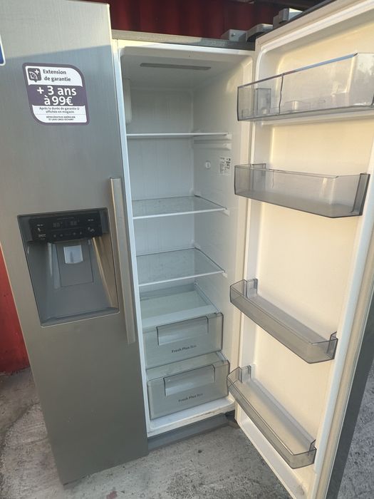 Vand frigider 1200 lei
