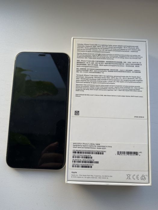 iPhone 11 | 128 GB | Ақ түсті. Обмен жоқ.