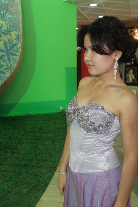 Платье вечернее