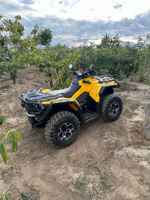 ATV Can am outlander 650cc XT