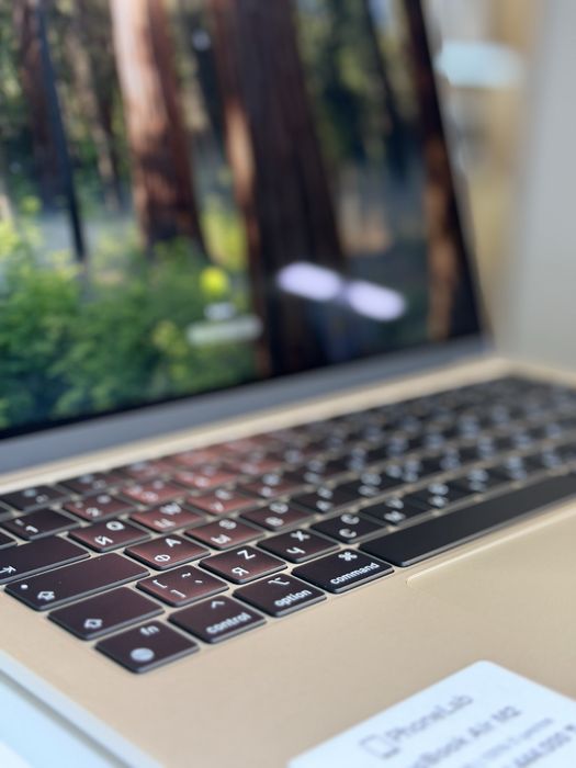 MacBook Air M2 / PhoneLab