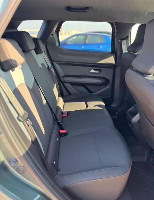 Dacia Duster 2025 • Extreme • ECO-G • 5 месеца • Като Нов