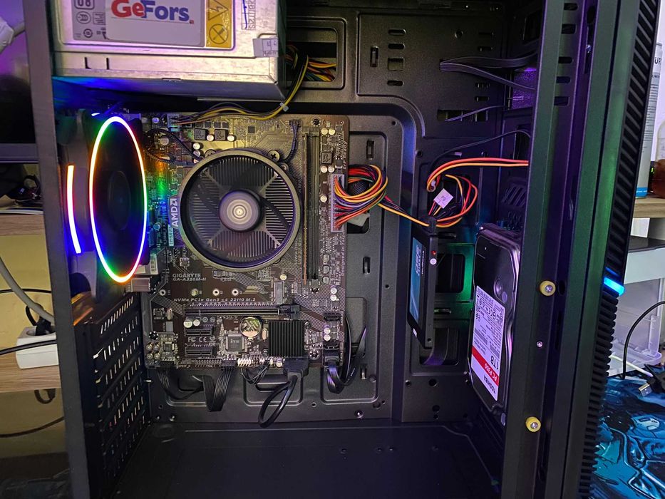 Компютър Gigabyte