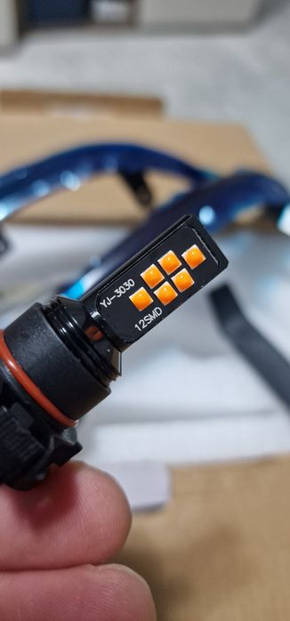 Semnalizare dinamica  in oglinda si LED semnalizare WV Touareg 7P