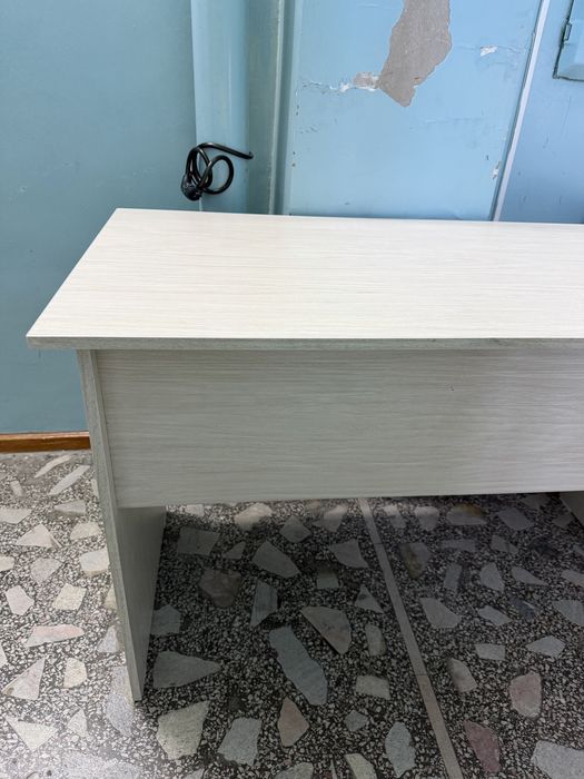 Парта продам почти новый