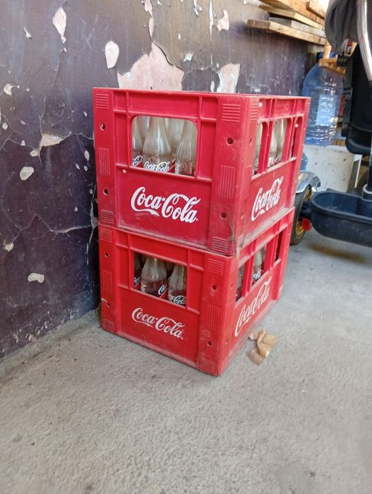 Продам Бутылки Колы
