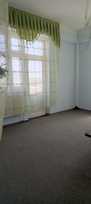 В городе Кагане Продается двухкомнатная квартира