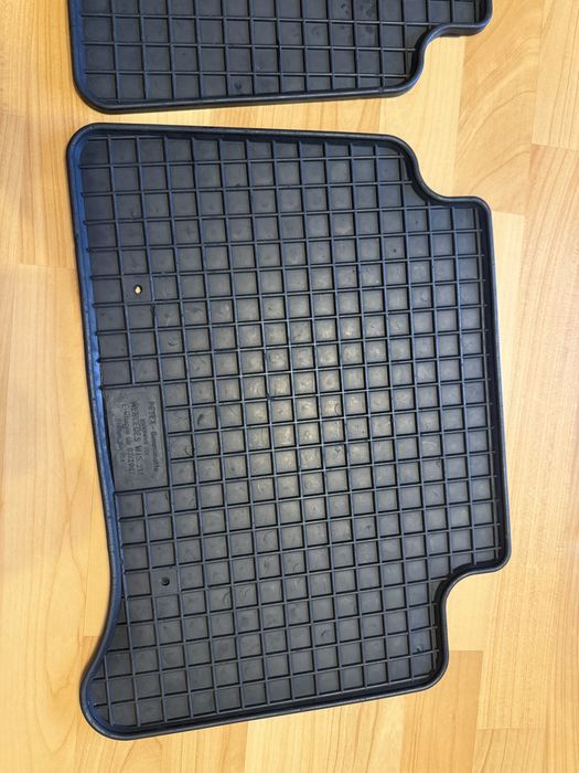 Полики Mercedes-Benz W211