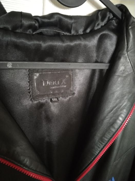 Женская кожаная куртка