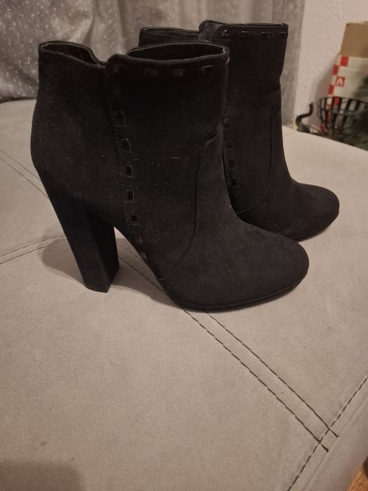 Чисто нови дамски боти Only  38 номер