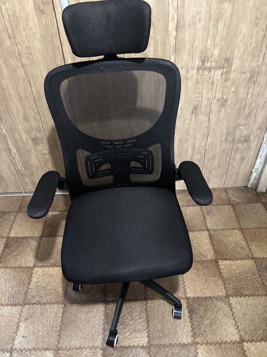 Компютерное кресло