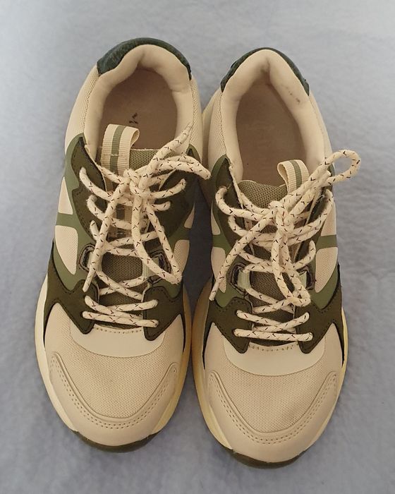 Adidasi Stradivarius Dama marimea 37