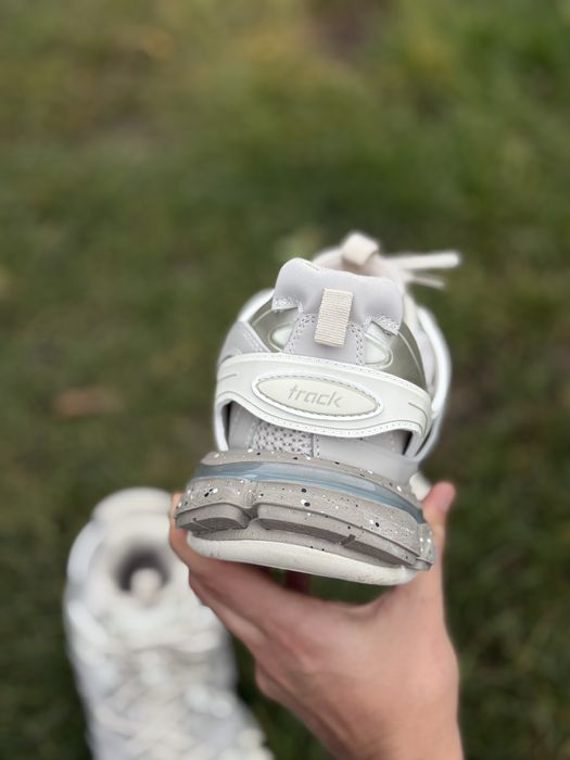 Balenciaga Track