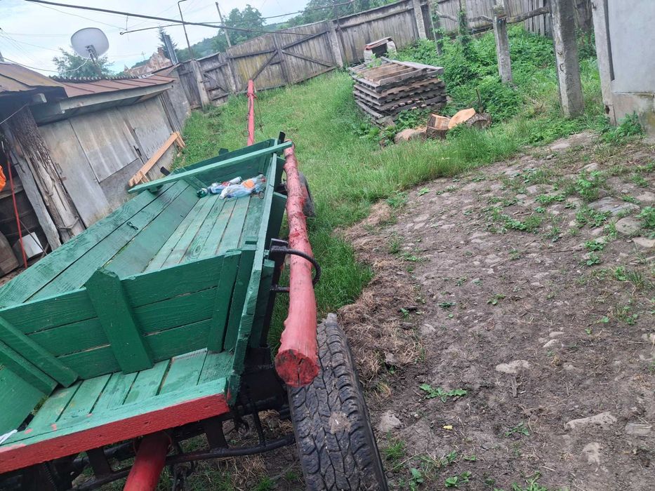 Căruță de 2 cai!!