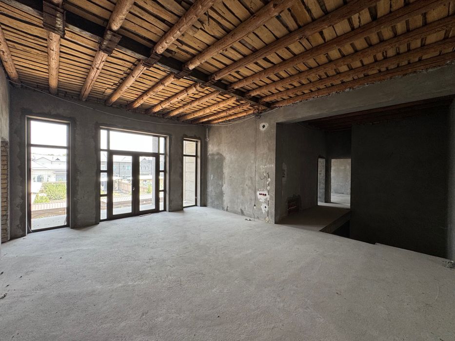 Продаю свой Дом (недостроенный-коробка) 4 соток  Ташкент Учтепа Изза.