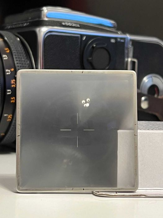 Ecran focus ( focusing screen ) - Hasselblad - Acute Matte ( 42165 )