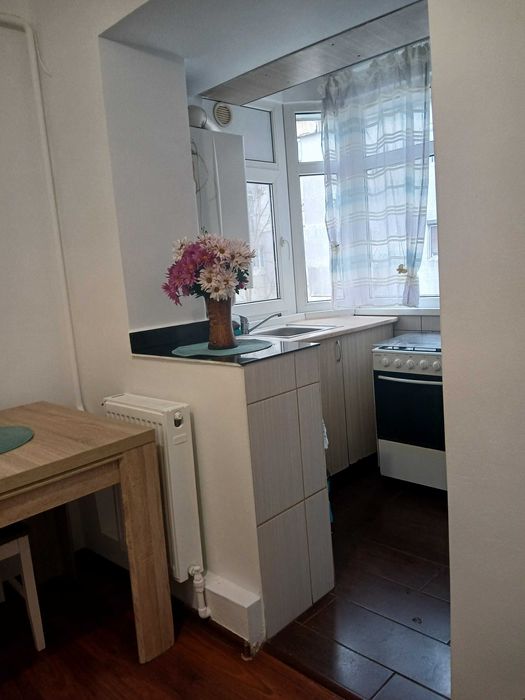 Vând apartament în bloc linistit