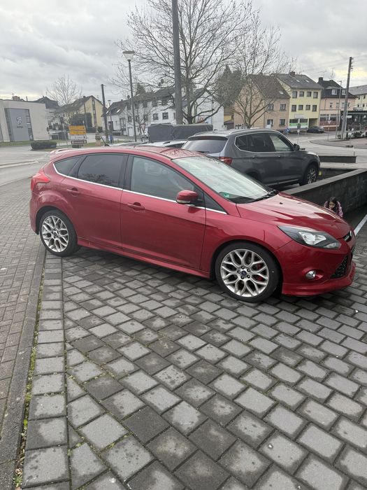 Ford focus 2013 benzina