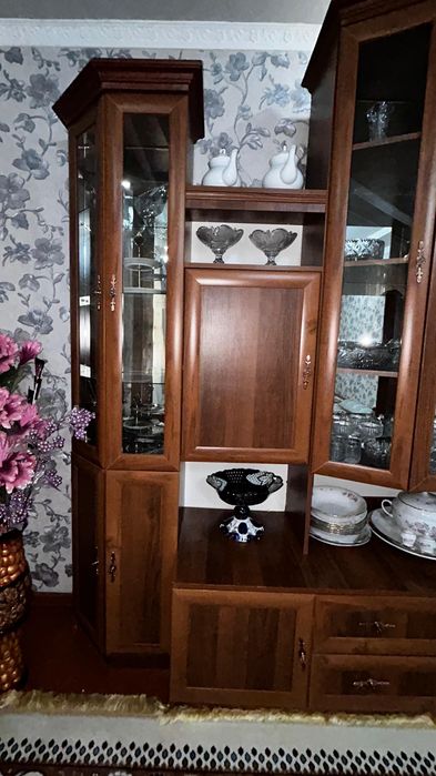 Горка для гостиной