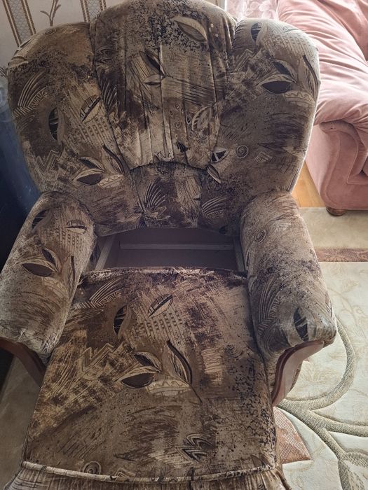 Диван и 2 кресла