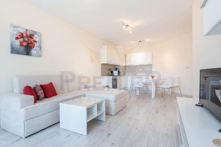 3-стаен в Варна-Аспарухово площ 99 цена 1200