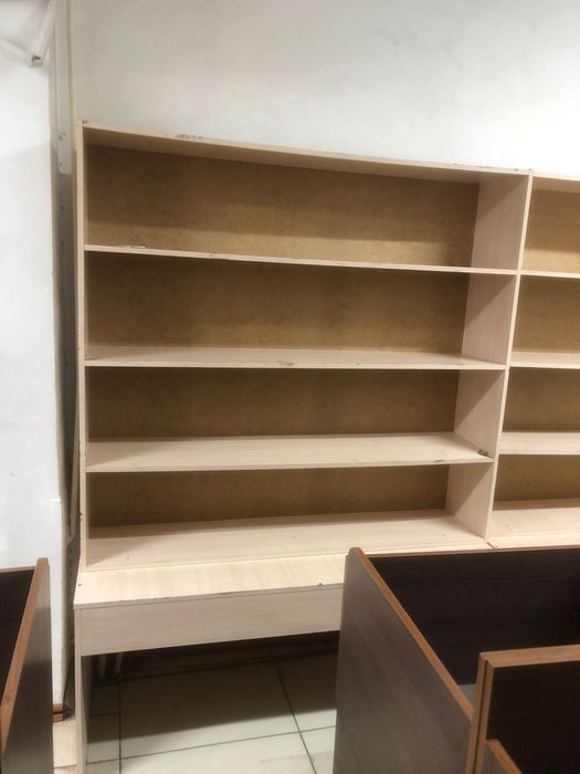 Распродажа  мебели  для магазина