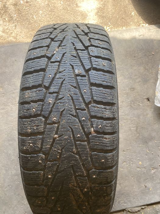 Продам шины Nokian