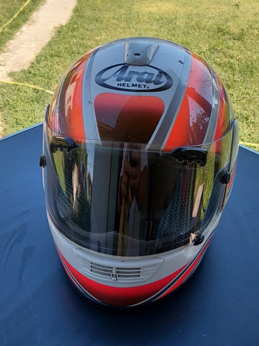 Shoei 100€  arai-100€