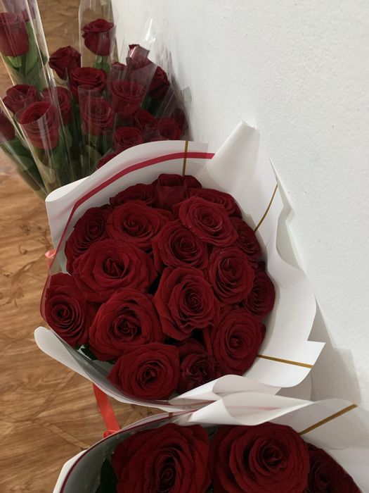 Роза 15 шт есть 3 букет