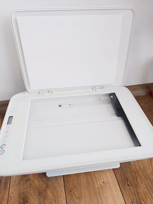 Imprimanta HP DeskJet 2710e

160lei