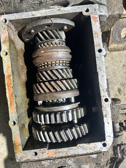 Cutie de viteze cu reductor Aro