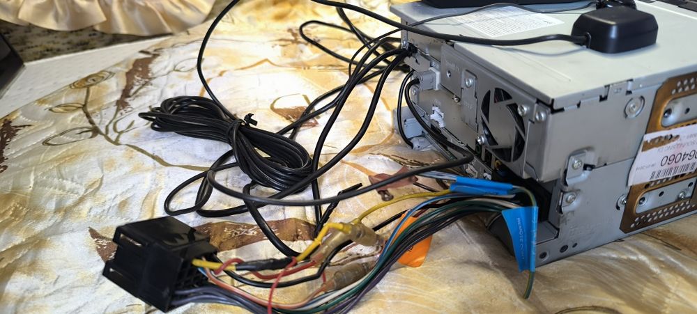 Мултимедия и навигация Kenwood