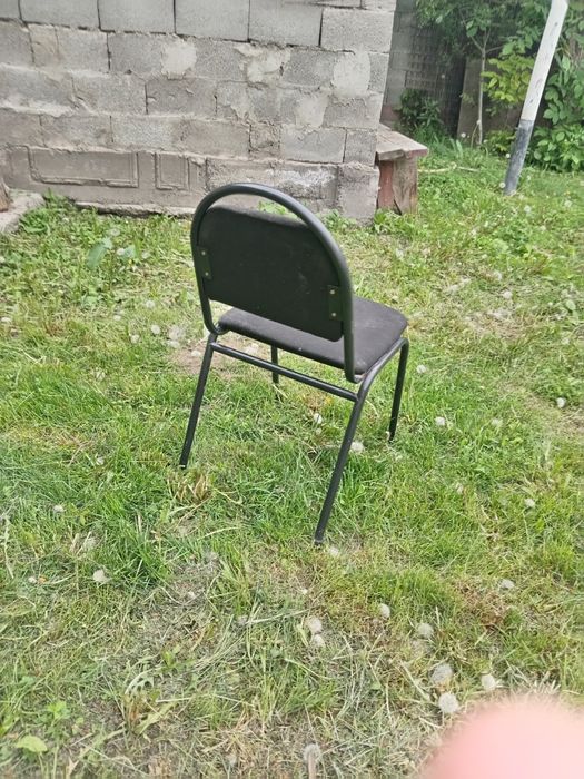 Стулья б. у в хорошем состоянии