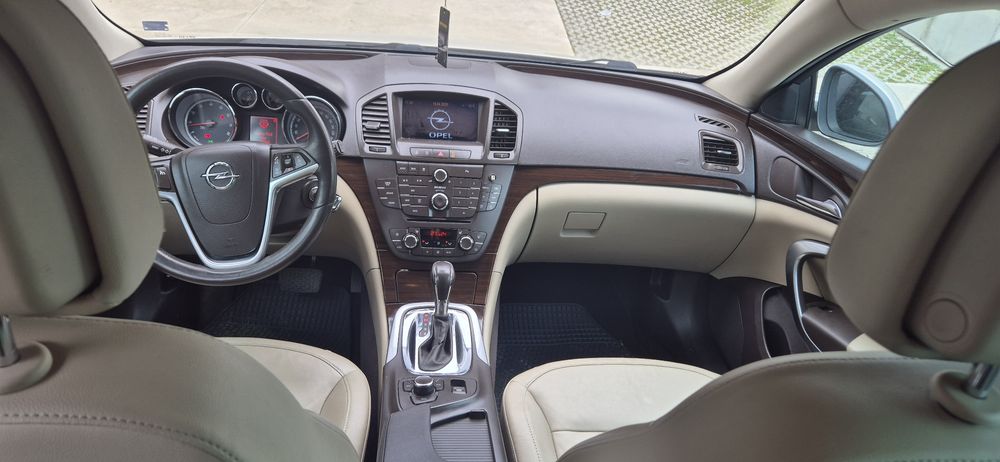 Opel Insignia 2.8 V6 Turbo (260 кс), 4х4