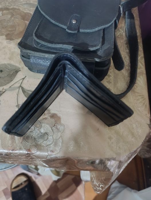Продам кожаные сумки