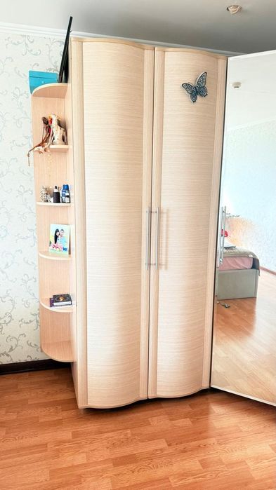 Продам шкаф для одежды