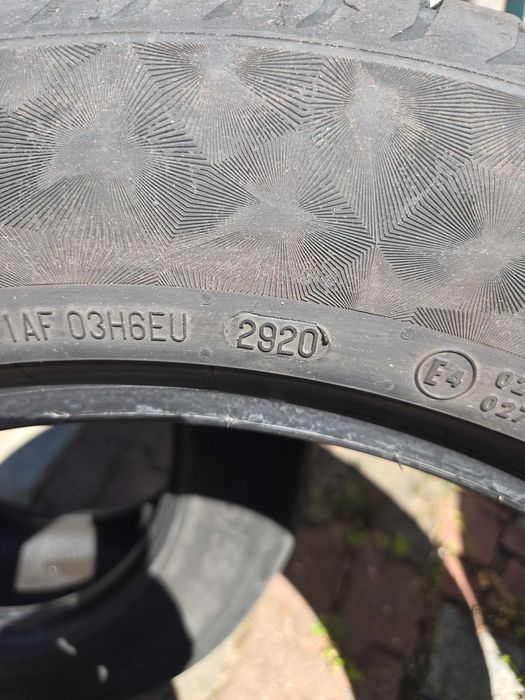 Гуми  Continental Premium Compact 6 V XL 235 55 19