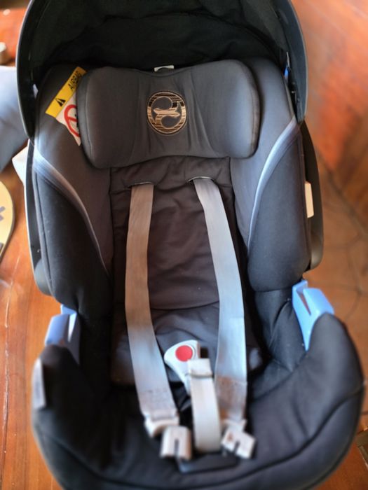 Vând Scoică Cybex