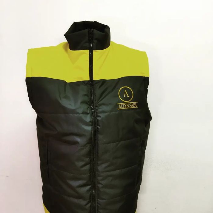 Пошив жилетов,курток!