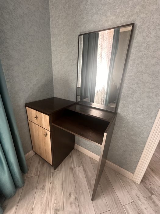 Продам детскую мебель и кровать с туалетным столиком