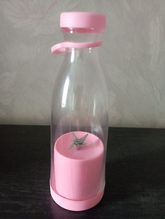 Продам блендер для коктейлей