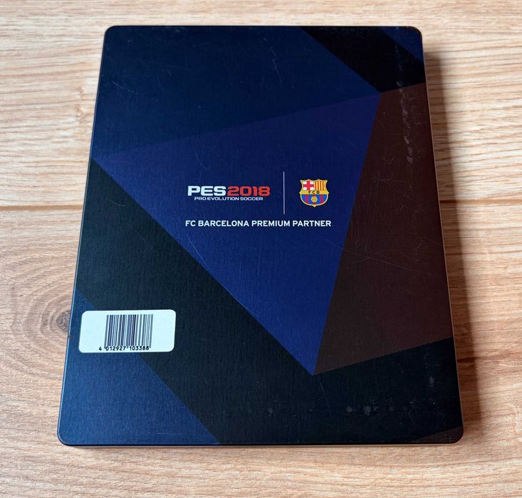PS4 PES 2018 Pro Evolution Soccer Legendary Edition Steelbook