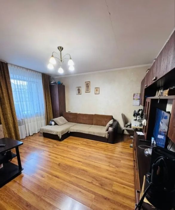 Продам 2х ЖК Гульдер